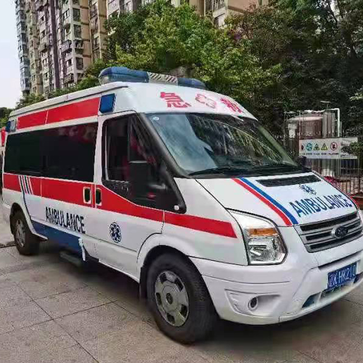 万秀术后行动不便回家租赁救护车